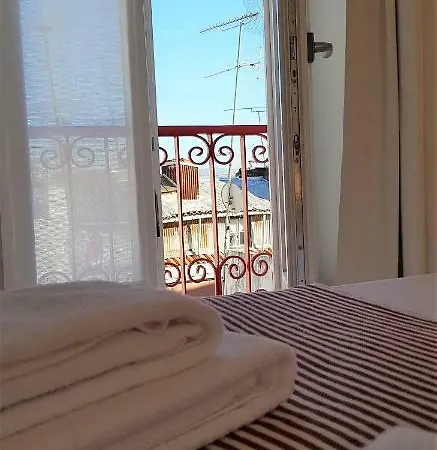 In Beco Da Formosa In Alfama -