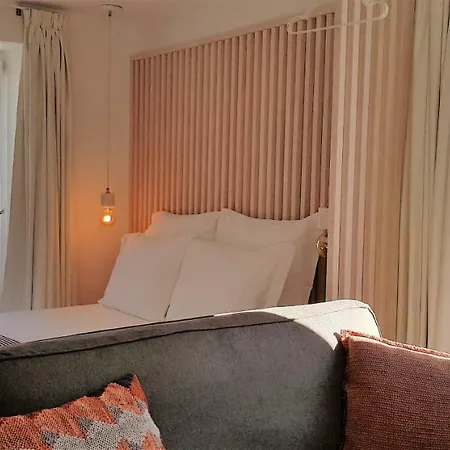 Be Local - In Beco Da Formosa In Alfama - Apartment